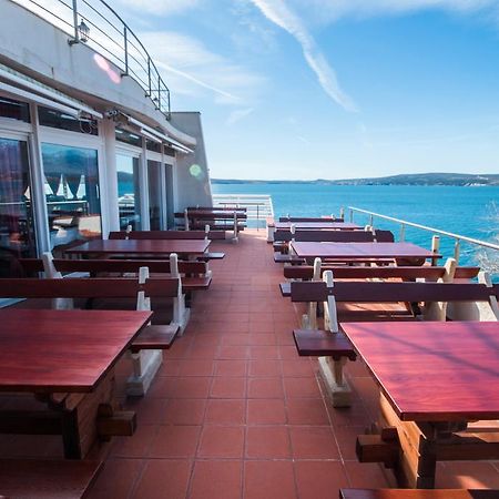 Aparthotel Castrum Novum Novigrad (Istria) Ngoại thất bức ảnh