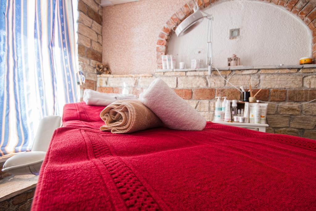Aparthotel Castrum Novum Novigrad (Istria) Phòng bức ảnh