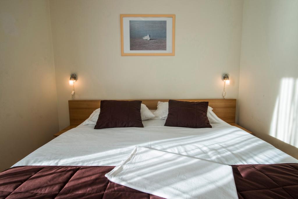 Aparthotel Castrum Novum Novigrad (Istria) Phòng bức ảnh